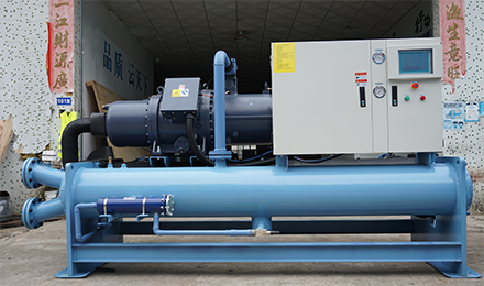 低温螺杆式冷水机在化工行业的应用